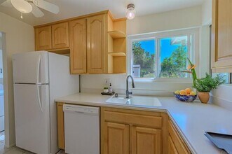 1398 Panorama Ridge Rd in Oceanside, CA - Building Photo - Building Photo