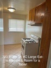 723 E 6th St in Long Beach, CA - Foto de edificio - Building Photo