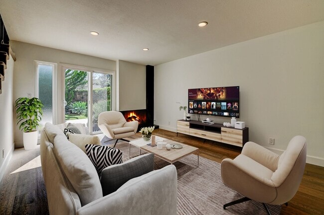 property at 341 Riviera Dr