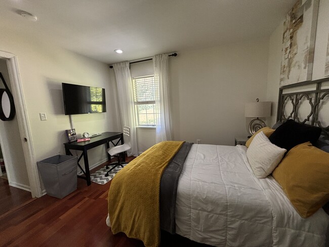 4313 Morington Ln in Charlotte, NC - Building Photo - Building Photo