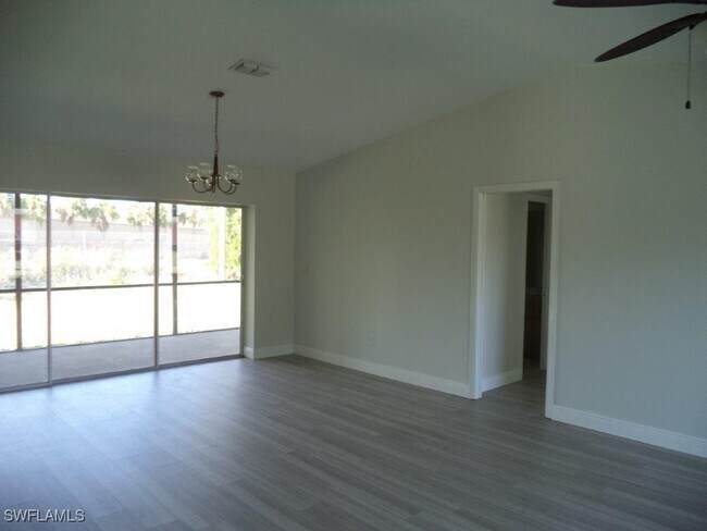 1510 SE 23rd Terrace in Cape Coral, FL - Building Photo - Building Photo
