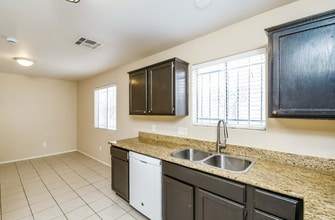 3143 W Roeser Rd in Phoenix, AZ - Building Photo - Building Photo