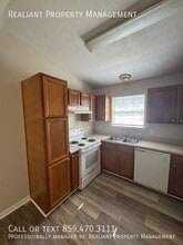 303 Parker Pl in Nicholasville, KY - Building Photo - Building Photo