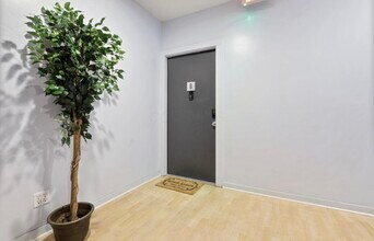 974 N High St in Columbus, OH - Building Photo - Building Photo