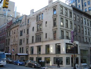787-791 Madison Ave in New York, NY - Building Photo - Building Photo