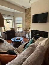 807 W Lill Ave in Chicago, IL - Building Photo - Building Photo