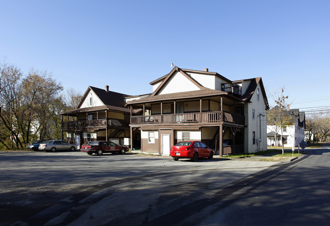 148-154 Third St in Bangor, ME - Foto de edificio