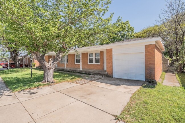 5717 Aton Ave in Westworth Village, TX - Building Photo - Building Photo