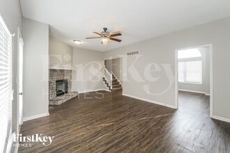 1611 Cooper Dr in Raymore, MO - Building Photo - Building Photo