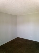 2508 Phoenix Ave, Unit #1 in Fort Smith, AR - Foto de edificio - Building Photo