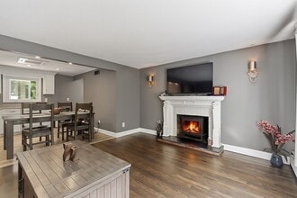 6 Mackin St in Hudson, MA - Building Photo - Building Photo