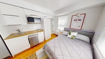 36 Shepard St, Unit 2 in Boston, MA - Building Photo