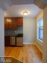 429 W Roscoe St, Unit 1 in Chicago, IL - Building Photo - Building Photo