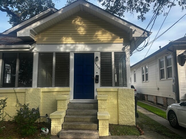 2220 Nashville Ave, Unit 2220 Nashville Ave