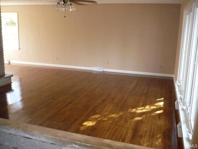 2510 N Fritz Dr in Bloomington, IN - Foto de edificio - Building Photo