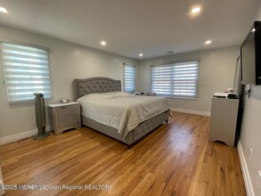 7 Berger Ave in Ocean Township, NJ - Building Photo - Building Photo