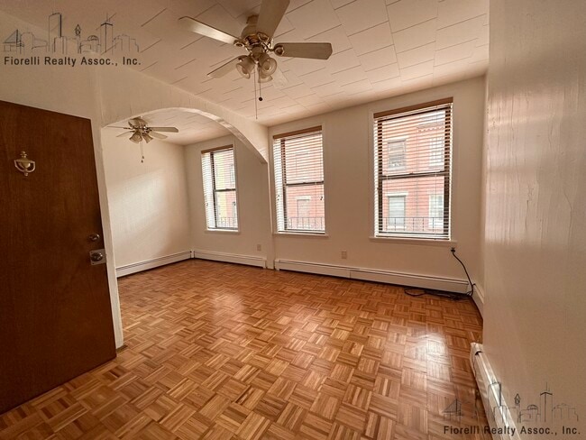 184 Salem St, Unit 2