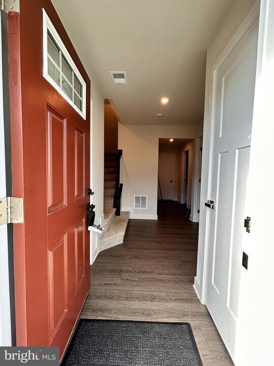 16225 Picasso Aly in Bowie, MD - Building Photo