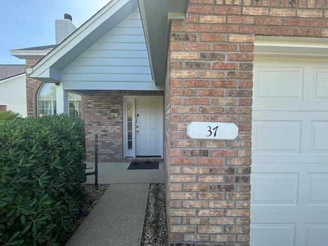 37 3rd St in Shalimar, FL - Building Photo - Building Photo