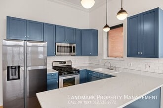 1755 N Artesian Ave in Chicago, IL - Building Photo - Building Photo