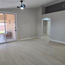 11525 W Cottontail Ct in Surprise, AZ - Building Photo - Building Photo