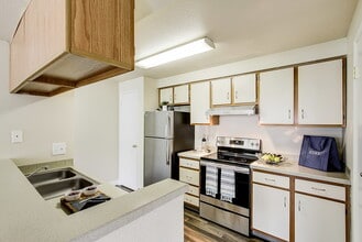Bothell Ridge in Bothell, WA - Building Photo - Building Photo