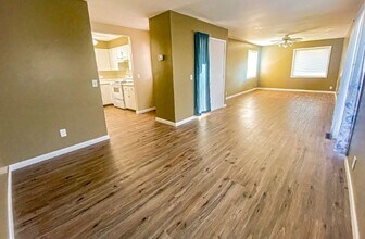 2014 Timber Creek Dr in Manhattan, KS - Building Photo - Building Photo