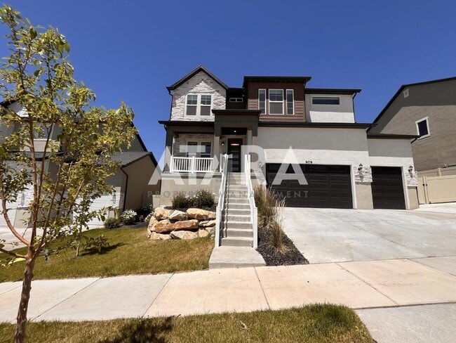 property at 909 Sagehill Dr