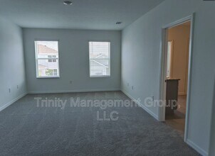 10519 Quail Grv Wy in San Antonio, FL - Building Photo - Building Photo