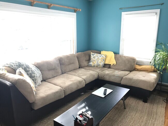 59 Elm St, Unit 1 in Somerville, MA - Building Photo - Building Photo