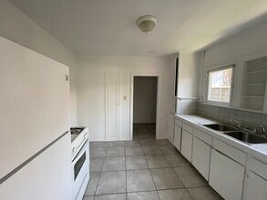 3402 Greensward Rd, Unit 3402 Greensward Road in Los Angeles, CA - Building Photo - Building Photo