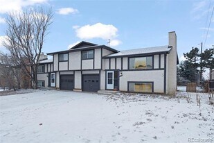 6734 Hampton Dr in Colorado Springs, CO - Building Photo