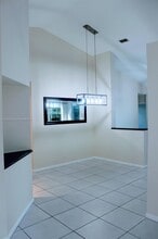 959 Falling Water Rd in Weston, FL - Building Photo - Building Photo