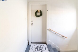 3027 Filbert St in Oakland, CA - Foto de edificio - Building Photo