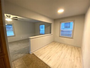 315 S 3rd St in La Porte, TX - Building Photo - Building Photo