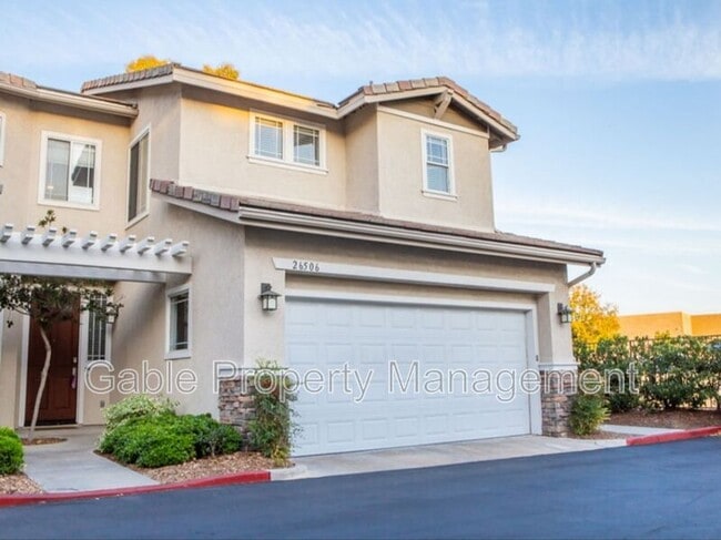 26506 Morro Bay Dr in Santa Clarita, CA - Building Photo - Building Photo