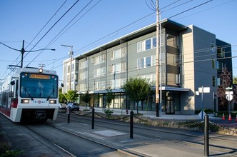 Jarrett Street Lofts in Portland, OR - Building Photo - Building Photo