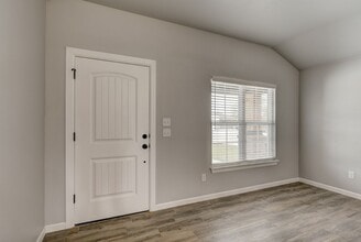 710 League Cir in Noble, OK - Building Photo - Building Photo