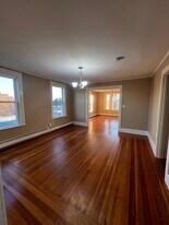 61 Park St, Unit 61 Park St Unit 3 in Lynn, MA - Building Photo