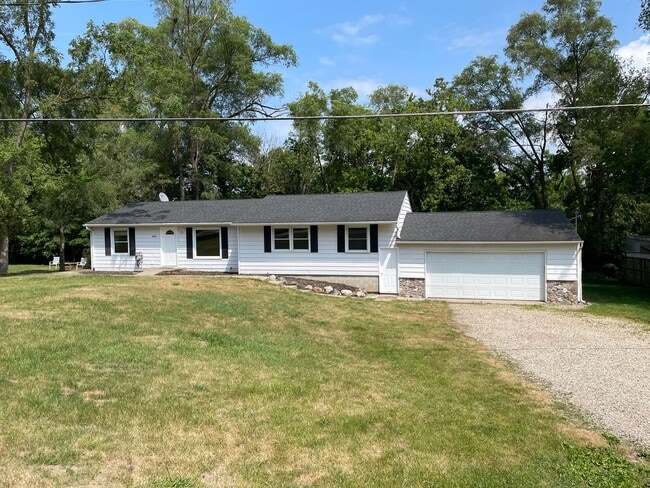 property at 4860 Pinedell Ave NE