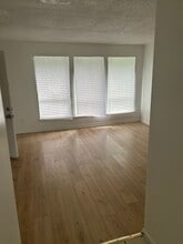 Martin Manor in Atlanta, GA - Building Photo - Building Photo