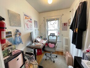 15 Lurton St in Quincy, MA - Building Photo - Building Photo