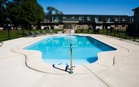 Green Oaks Apartments photo'