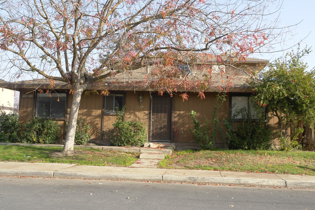 3372-3378 San Mateo Ct in Merced, CA - Building Photo