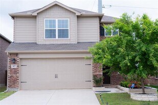 415 Grenada Lk Dr in Princeton, TX - Building Photo