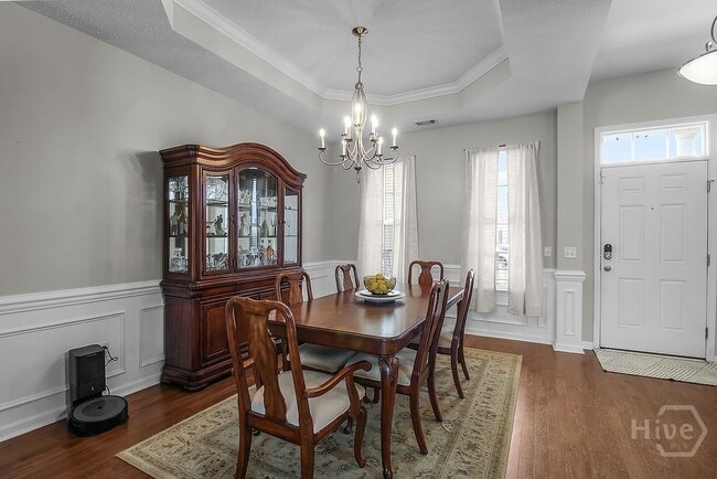 property at 721 Canyon Dr