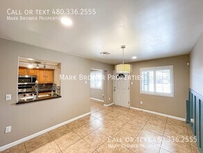 8117 N 12th St in Phoenix, AZ - Building Photo - Building Photo