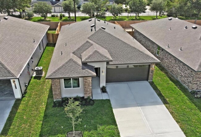property at 6902 Telford Holw Trl