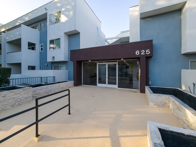 property at 625 E Del Mar Blvd