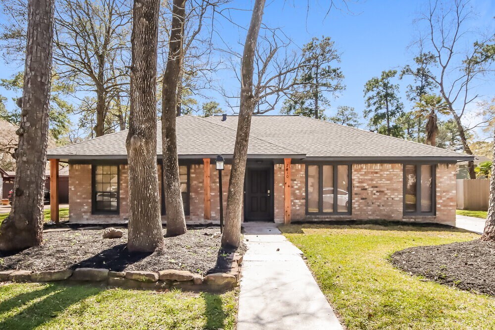 2210 Dristone Dr in Humble, TX - Building Photo